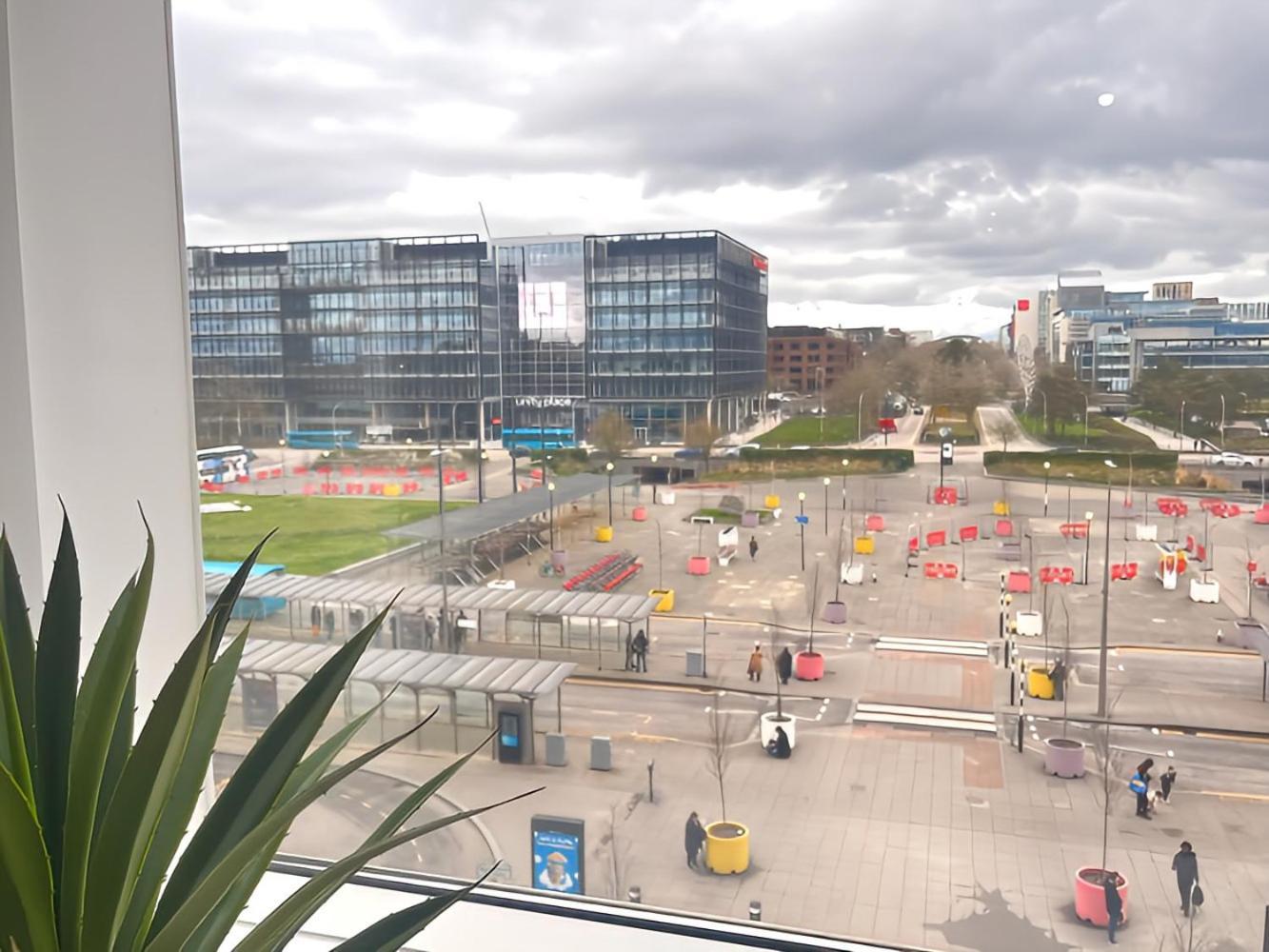 1Br Luxury Flat At Train Station - Long Stays Welcome - Just Ask Milton Keynes Eksteriør billede