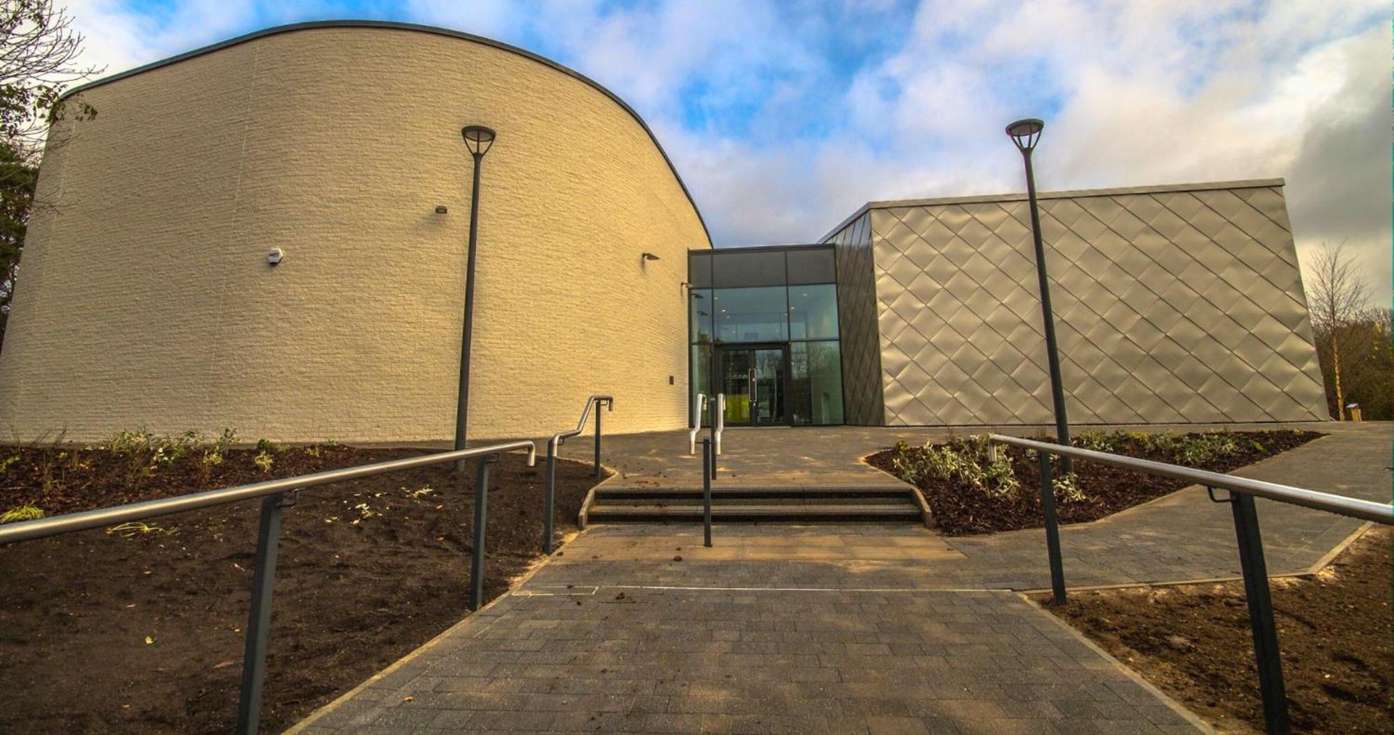 1Br Luxury Flat At Train Station - Long Stays Welcome - Just Ask Milton Keynes Eksteriør billede